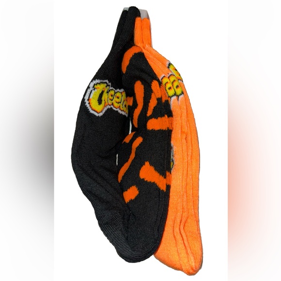 Cheetos Odd Sox Crew Socks 2 Pair Men 8-12 W 9-13 Orange Black w Logo Snacks NEW - Picture 8 of 10